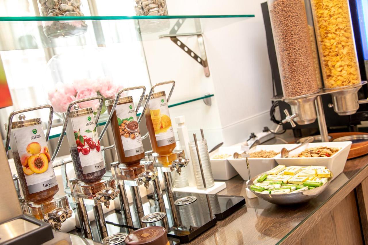 Hotel & Aparthotel Carinthia S Lido di Jesolo Ngoại thất bức ảnh